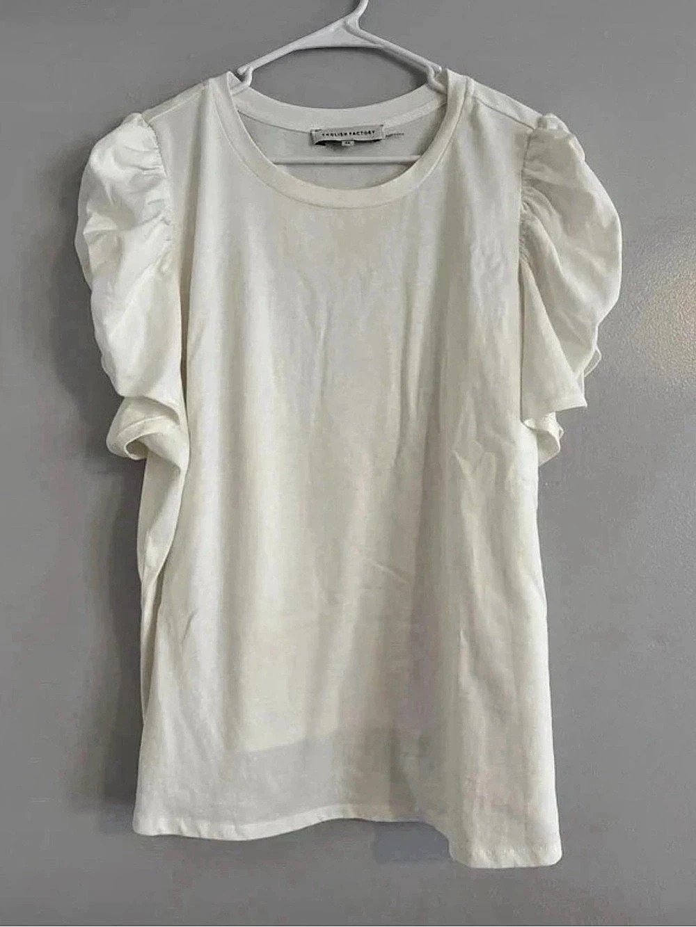 Puff Sleeve White Tee Like New